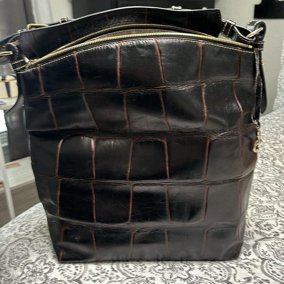 Dooney & Bourke - Picture 5 of 6